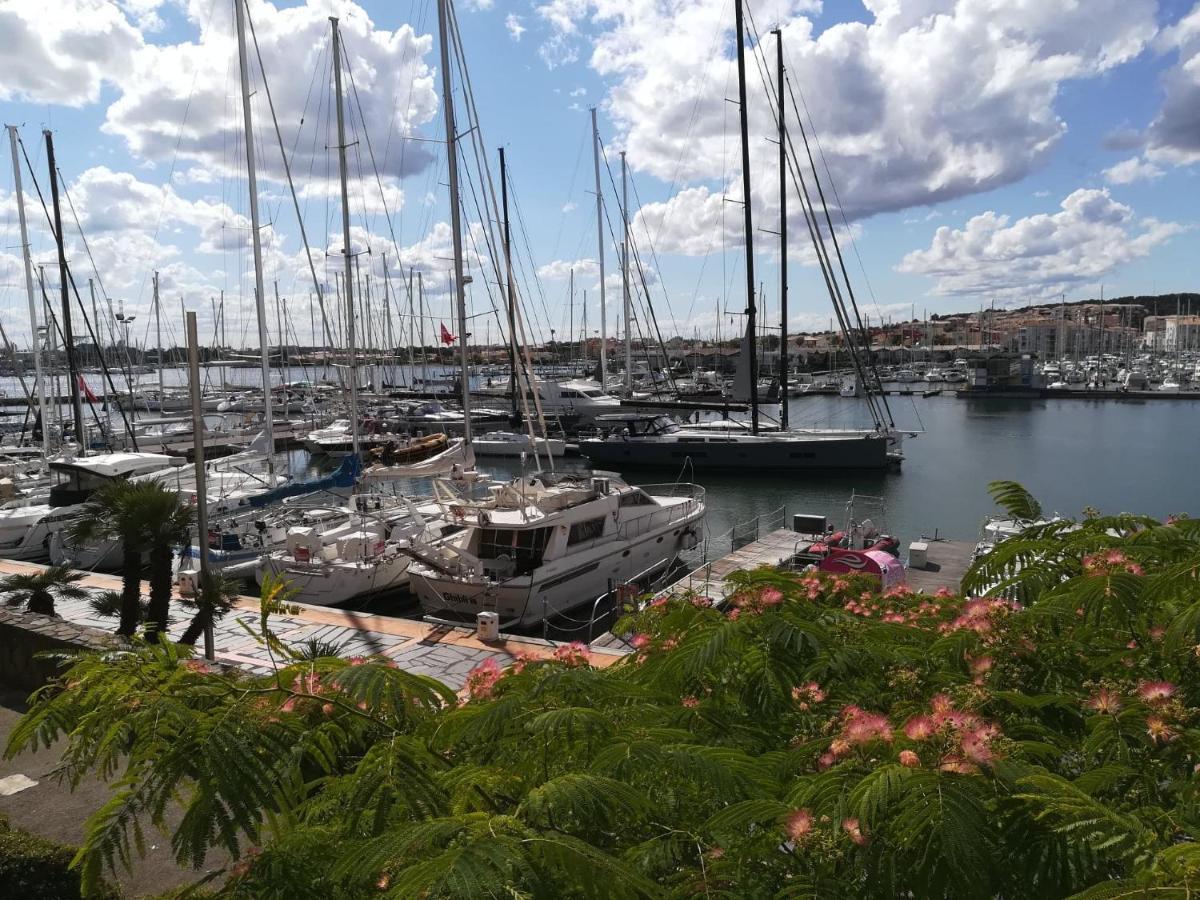 Appartement 1Ere Ligne Vue Port Avec Balcon, Piscine Agde Exteriér fotografie