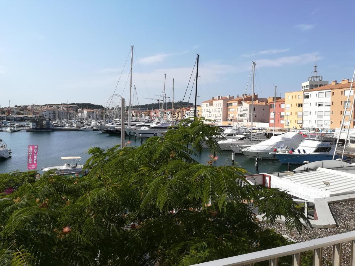 Appartement 1Ere Ligne Vue Port Avec Balcon, Piscine Agde Exteriér fotografie