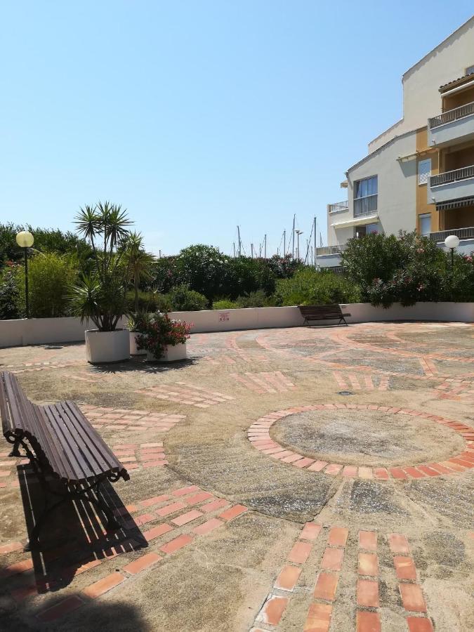 Appartement 1Ere Ligne Vue Port Avec Balcon, Piscine Agde Exteriér fotografie