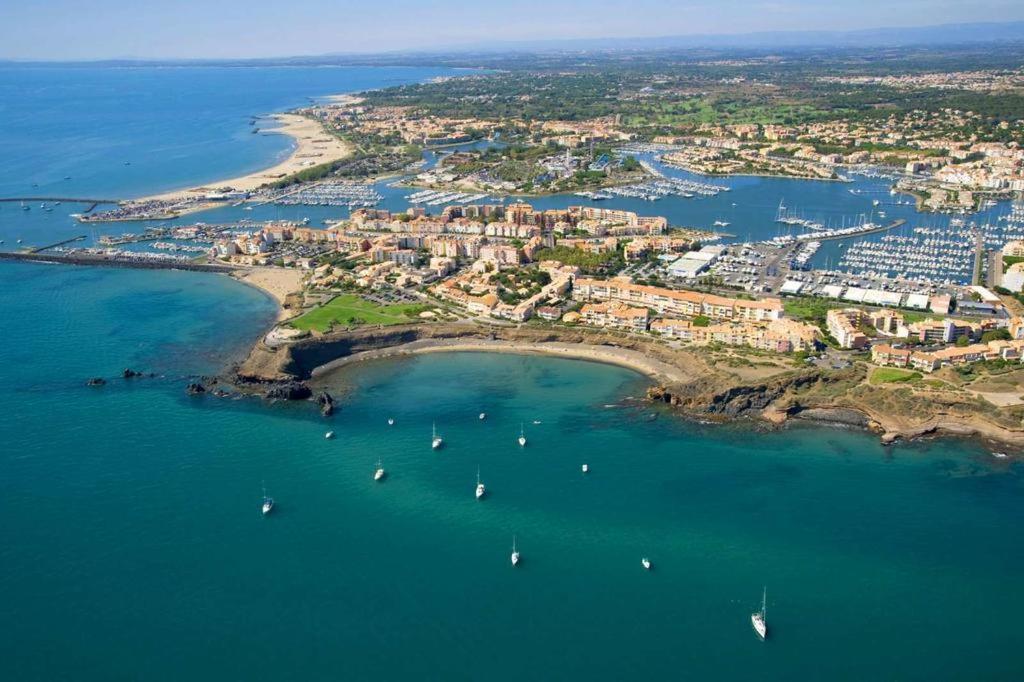 Appartement 1Ere Ligne Vue Port Avec Balcon, Piscine Agde Exteriér fotografie